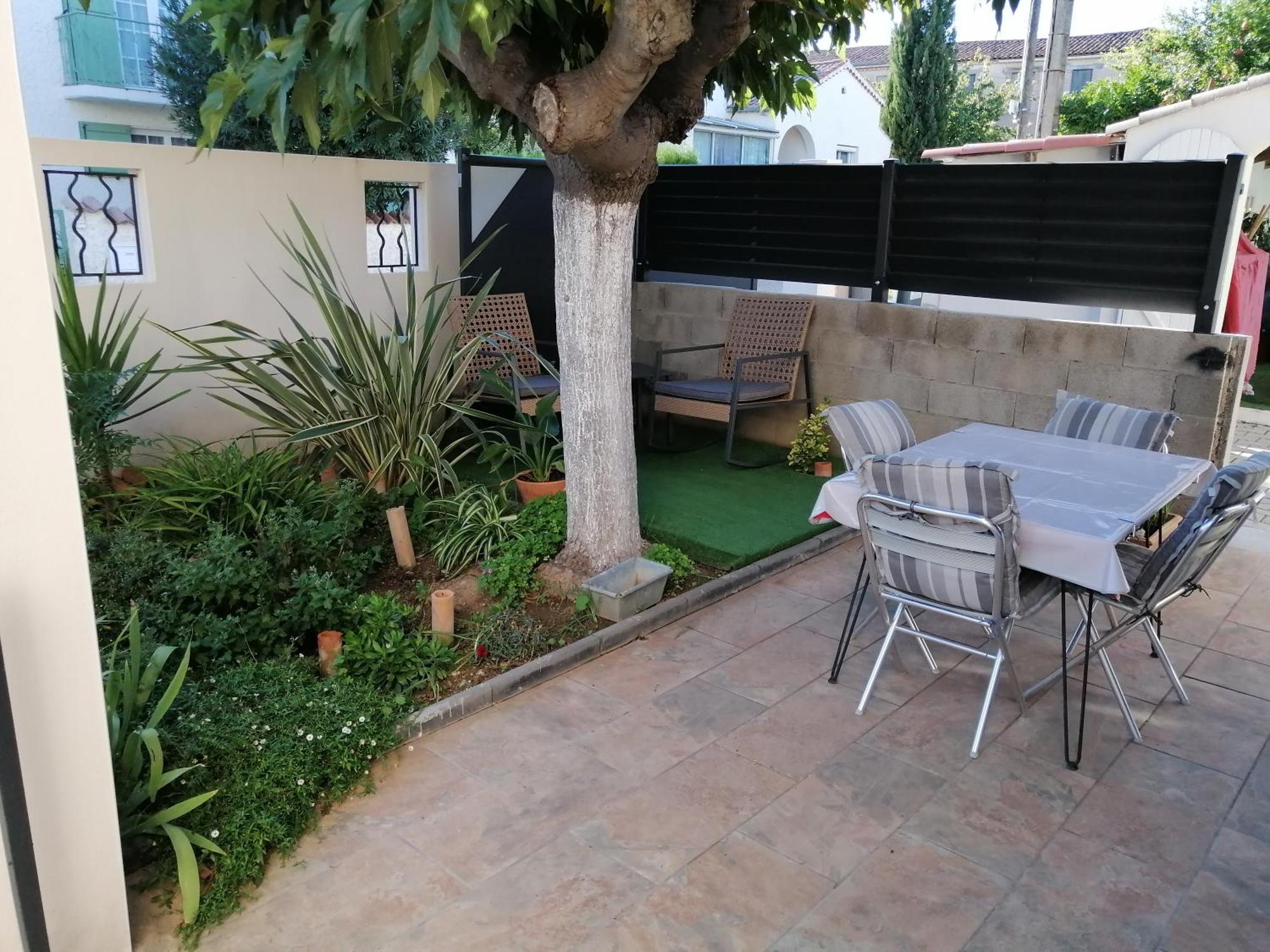 La Maison De 6Fran Appartement 1 Calme Et Spacieux Ambiance Familiale Valros Ngoại thất bức ảnh