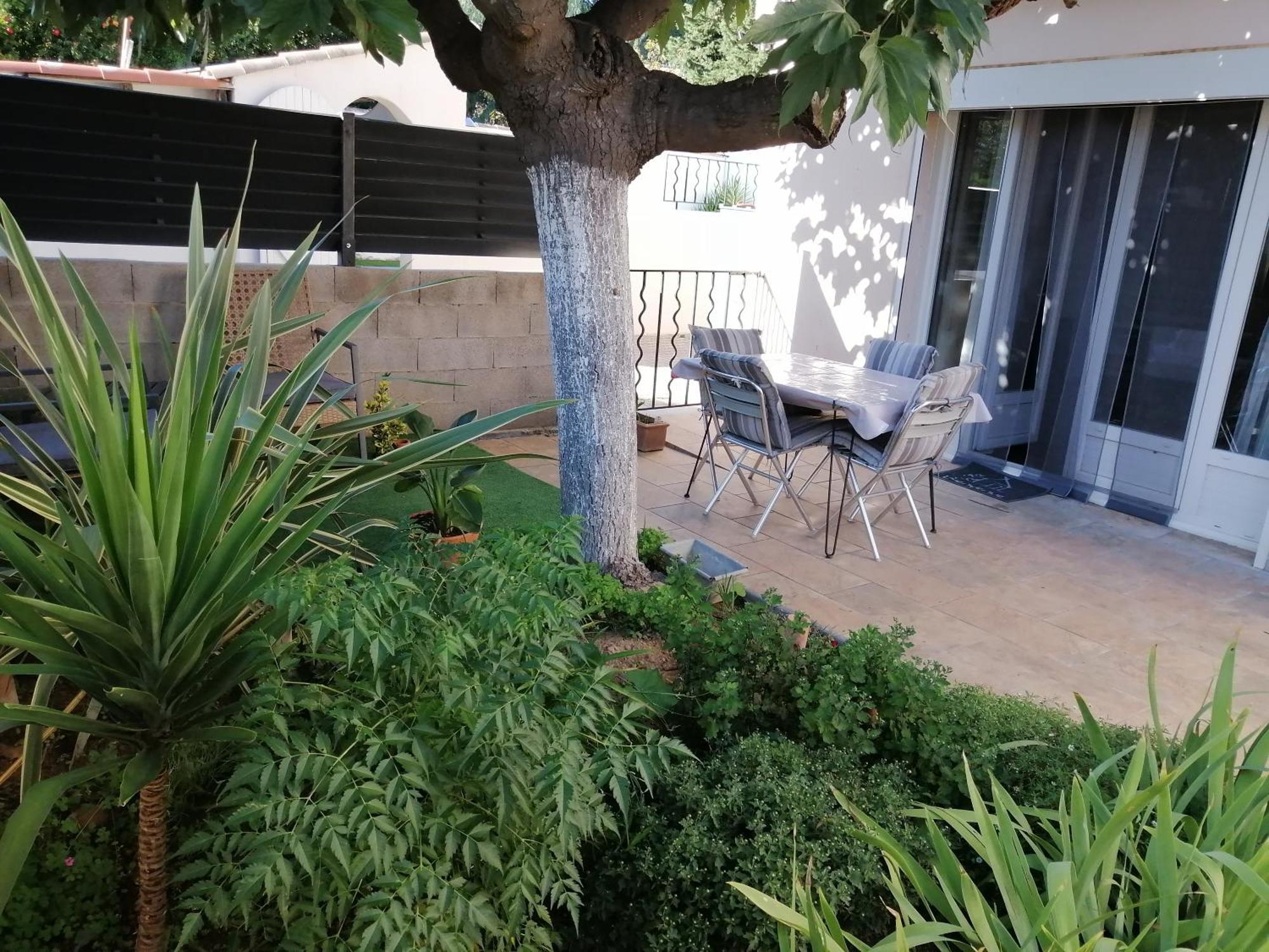 La Maison De 6Fran Appartement 1 Calme Et Spacieux Ambiance Familiale Valros Ngoại thất bức ảnh